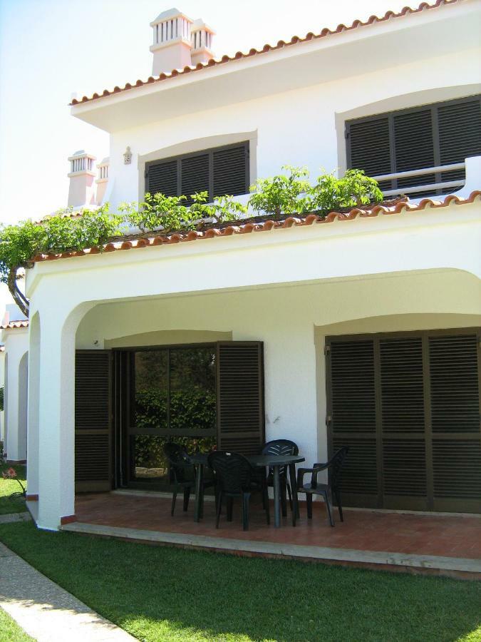 Apartamentos Pinto Quarteira Exterior photo