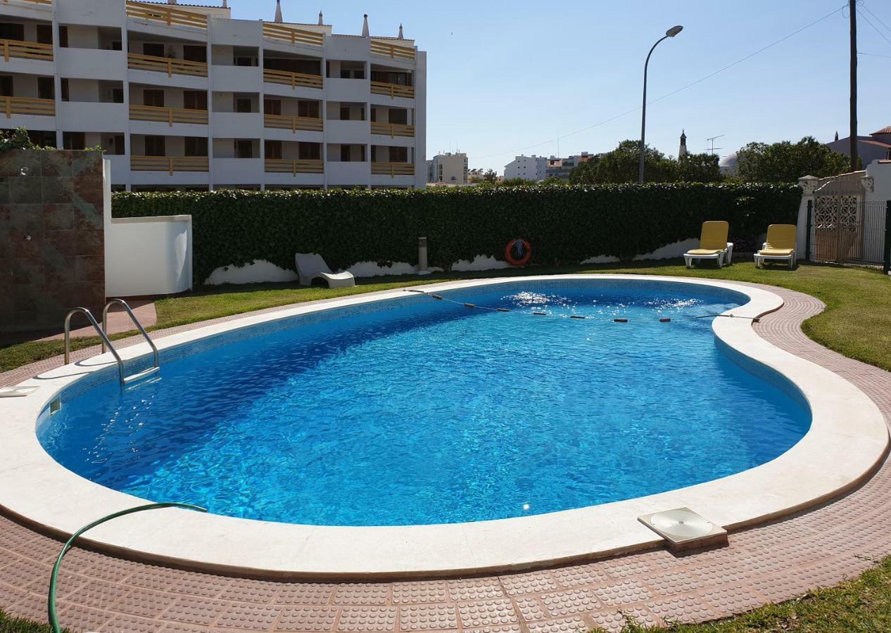 Apartamentos Pinto Quarteira Exterior photo